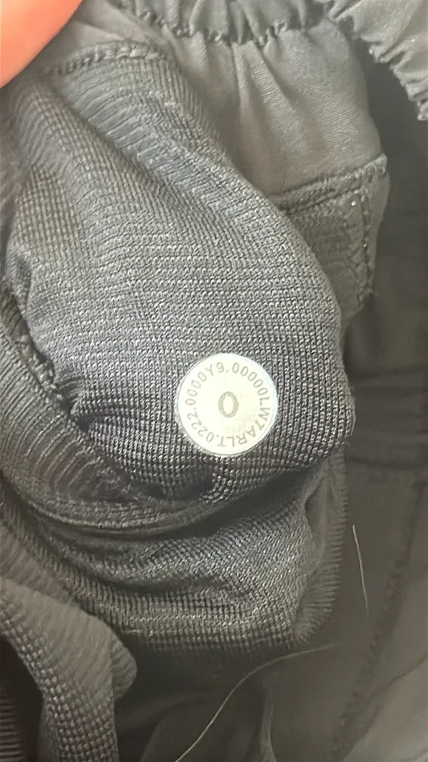 Lululemon Hotty Hot Shorts Black 4" - Image 4