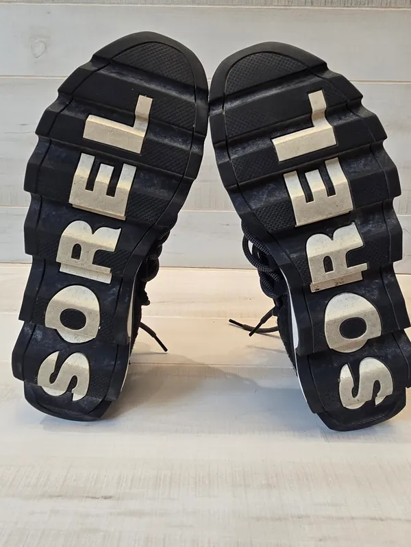 {10} SOREL Kinetic 5.5 Knit Lace Up Low Top Sneaker Women's Gray Black - Image 8