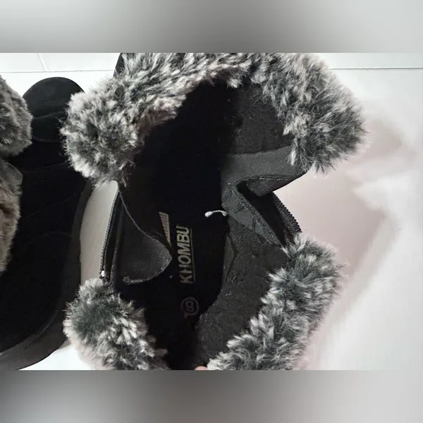 Khombu black suede winter booties women size 8 M - Image 10