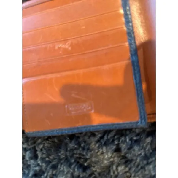 Dooney Bourke vintage Pebblestone wallet - Image 4