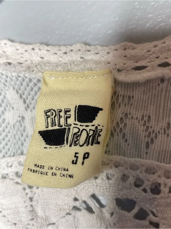 Free People Ivory Lace Vest Small Butter Yellow Boho Cottagecore Fairycore Y2K - Image 5