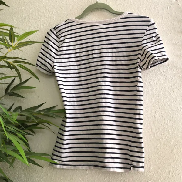 H&M black white striped shirt. - Image 2