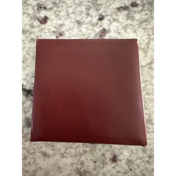 Vintage Must de Cartier Burgundy Leather Square Coin Purse Pouch Gold Hardware - Image 3