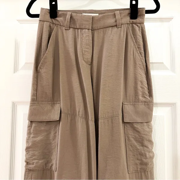 H&M Matte Textured Satin Wide Leg Cargo Pants Flowy taupe sz 2 - Image 3