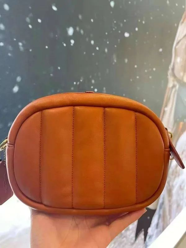 COACH C4814 Small Camera Bag Crossbody Quilted in Canyon Napa Leather $350 - Image 3