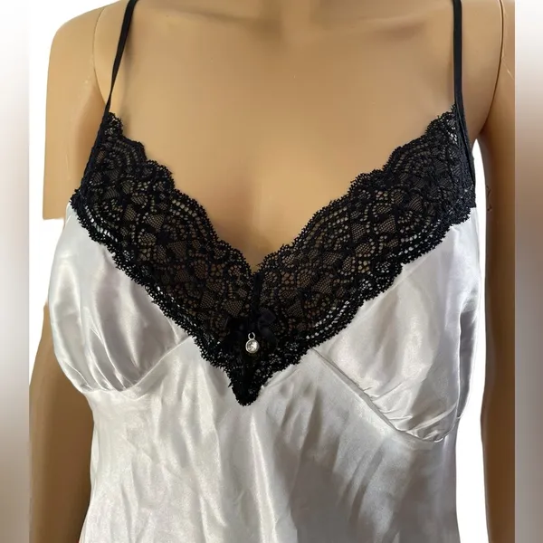 NEW Linea Donatella White Black Silky Satin Bridal Mrs Romantic Lace Slip Dress - Image 2
