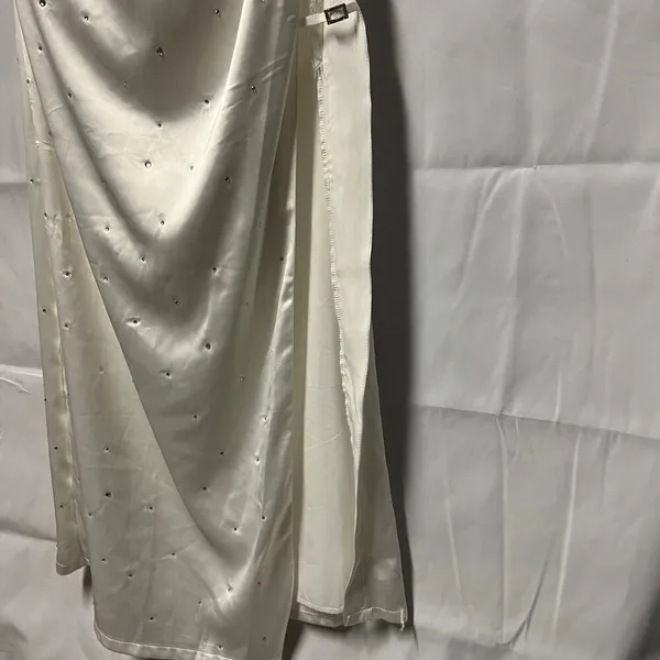 Women's Rhinestone Cream Lace Halter Maxi Dress Size Small - Image 13