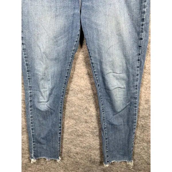 Women's LEVI'S 721 High Rise Skinny Cropped Jeans Size 32 Zip Blue Fringe‎ - Image 3