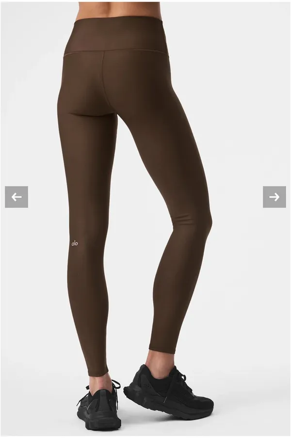 Alo Yoga Airlift Espresso Set Intrigue Bra + High-Waisted Leggings - Image 3