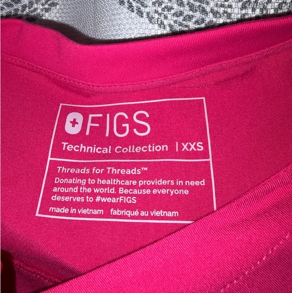 FIGS Scrub Top - Image 5