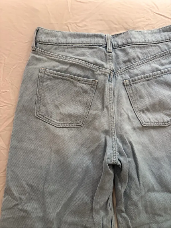 Old Navy Light Blue Relaxed Wide-Leg Jeans - Image 7