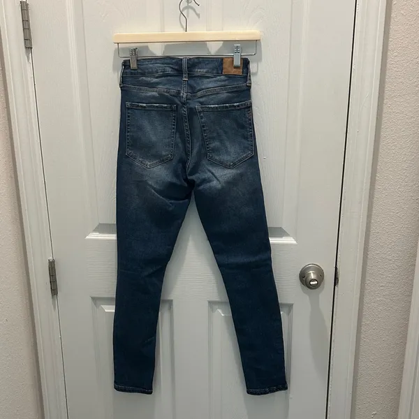 Aeropostale Women’s Dark Blue Distressed High Rise Jegging - Image 2