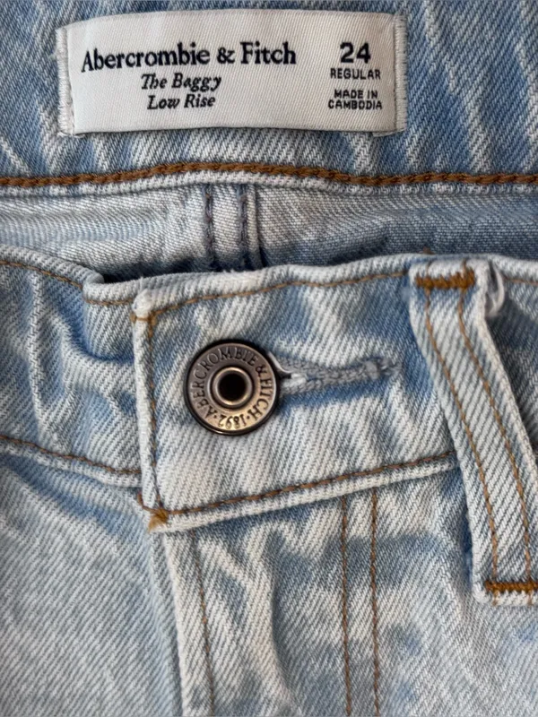 Abercrombie & Fitch The Baggy Low Rise Jeans 24 / 00 Light Wash Y2K 90s Regular - Image 6