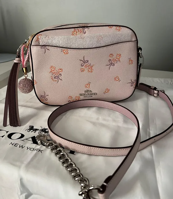Coach Camera Bag With Floral Bow Print - Image 3