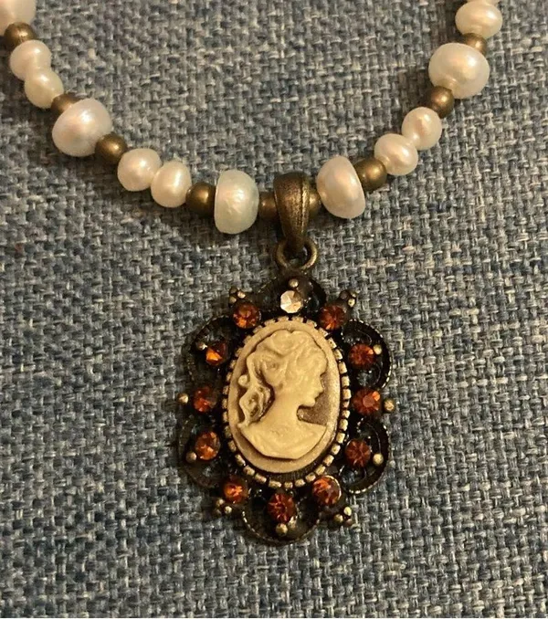 Vintage Inspired Handmade Necklace - Image 2
