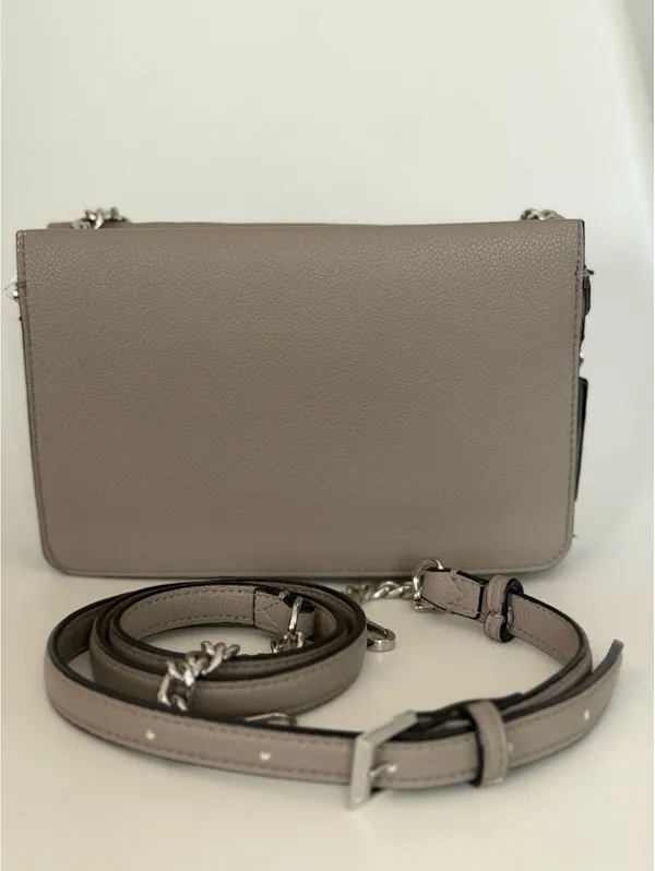 Victoria Secret gray quilted crossbody bag - Image 7