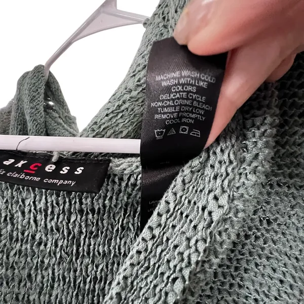 Axcess By Liz Claiborne Women's Sweater in Sage - Image 4