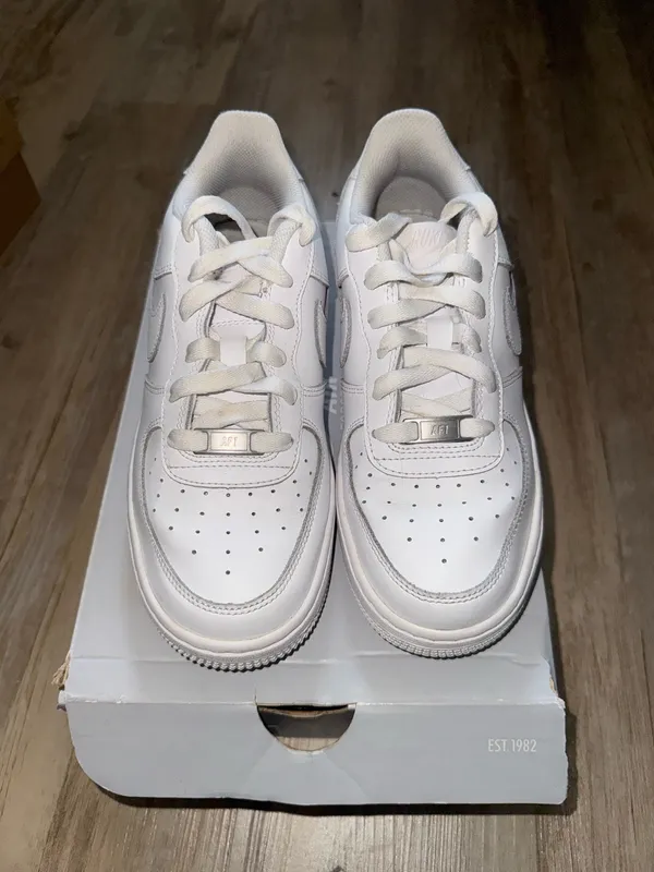 All White Nike Air Force 1 - Image 3