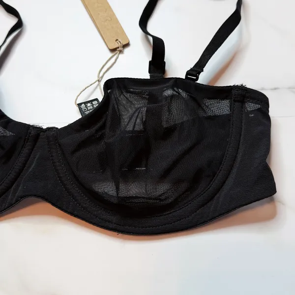 NWT Skims Ultra Fine Mesh Strapless Bra - Image 3