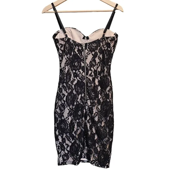 Revamped -1206 NWT‎ Lined Lace Black Dress Medium - Image 2