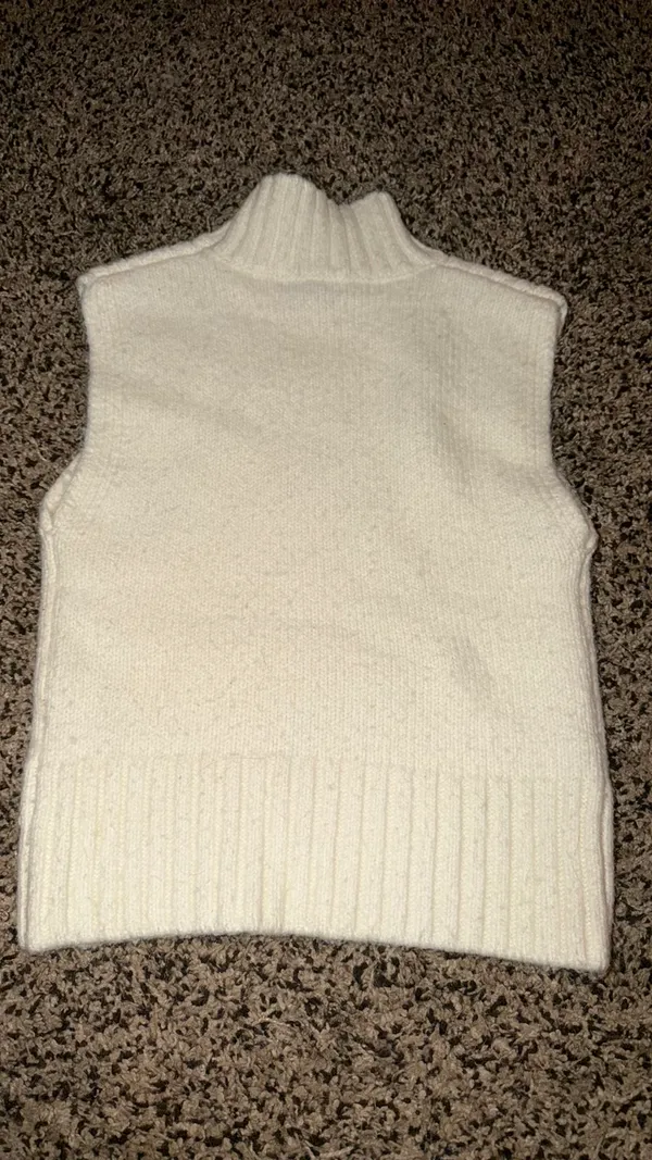 Steve Madden sweater tank top - Image 2