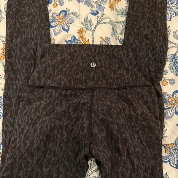 Lululemon Leggings Wunder Under 25" - Image 2