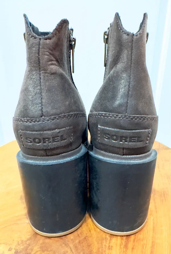 Sorel Waterproof Booties 9.5 - Image 2