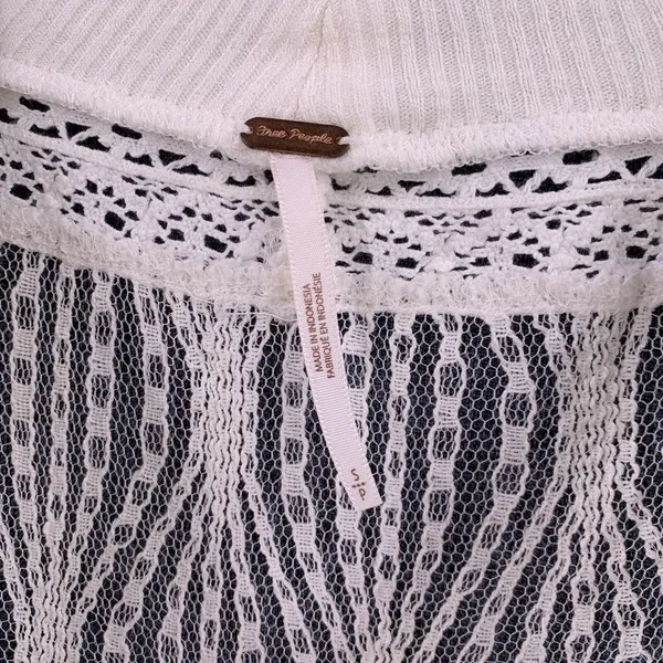 Free People Spring Valley Ivory Waffle Knit Lace Neck Long Sleeve Top Size Small - Image 5