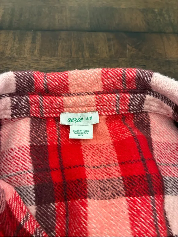 Aerie Flannel Shirt Women’s Medium Plaid Red Pink Button Up - Image 2