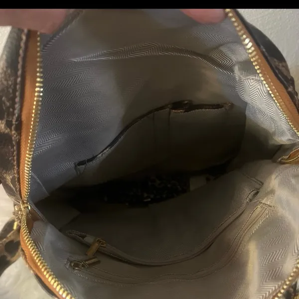 Leopard print backpack/purse
Brand new no‎ tags - Image 2