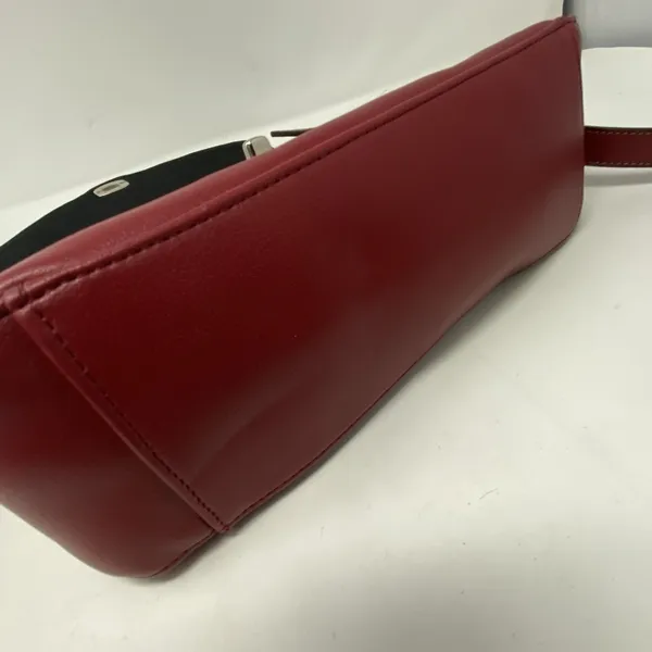 Liz Claiborne Women's Red Leather Purse Shoulder Bag - Image 9
