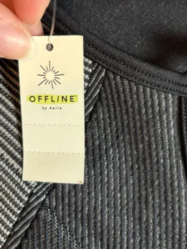 NWT Aerie Black sports bra / Bralette - Image 4