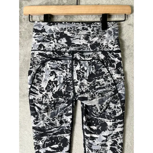 Lululemon Fast & Free‎ 7/8 Tight II *Nulux 25" Interlaced Starlight Black Size 2 - Image 4