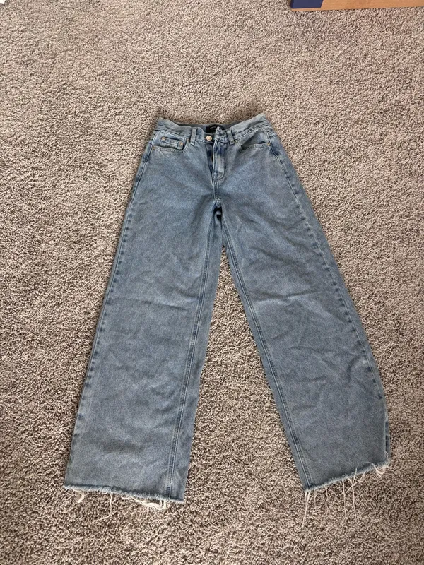 White fox low rise baggy jeans - Image 2