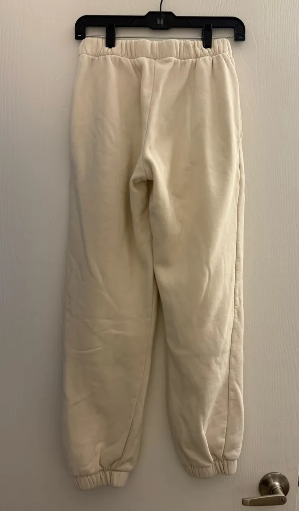Brandy Melville John Galt Sweatpants - Image 4