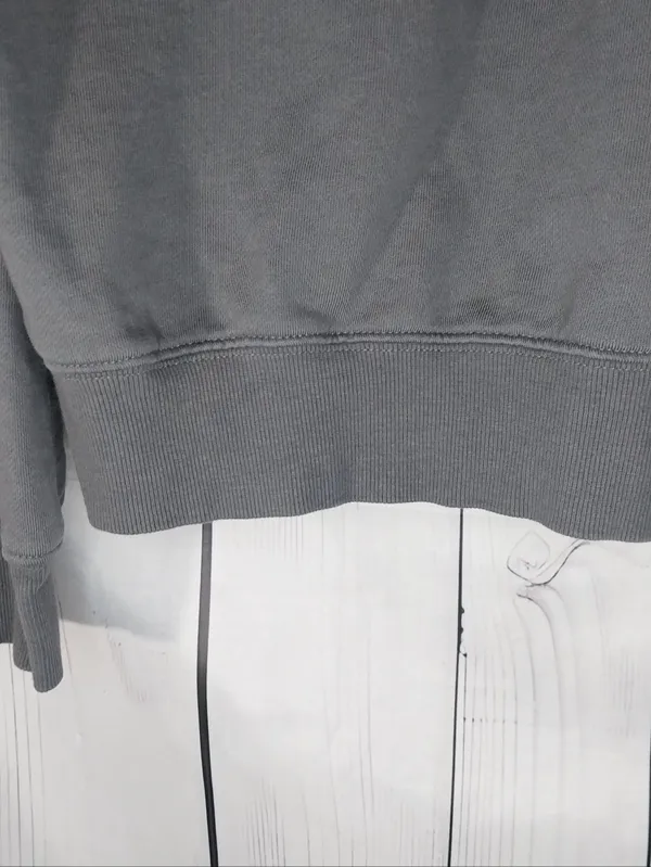 Wildfox “ I Wish It Was Saturday” Gray Broken Heart Y2K Alt Sweatshirt - Image 7