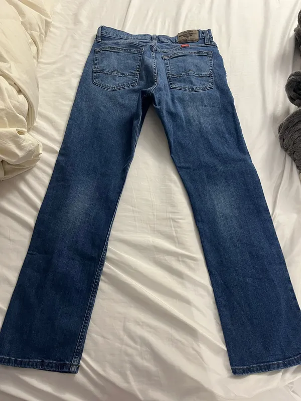 Wrangler Slim Straight Jeans - Image 2