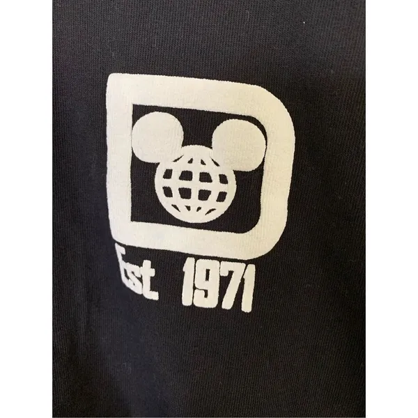 Disney World Spirit Jersey long sleeve sweatshirt black size medium - Image 3