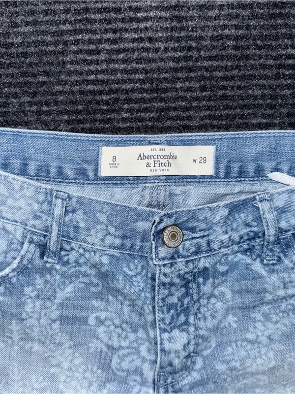 Abercrombie Fitch Low Rise Micro Mini Floral Denim Distressed Jean Shorts 8 Y2K - Image 7