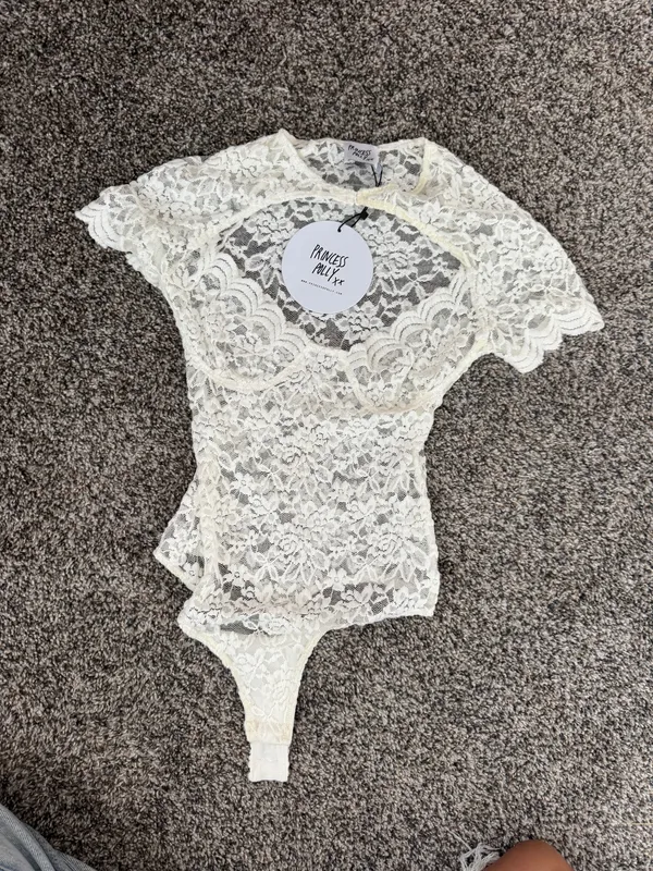 Princess Polly ciallo bodysuit top - Image 3