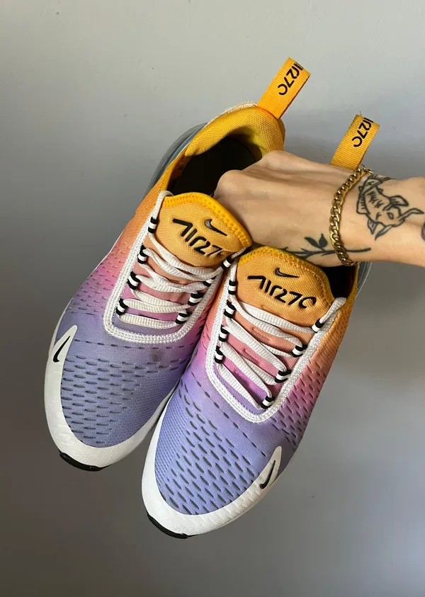 Nike Wmns Air Max 270 ‘University Gold’ - Image 3