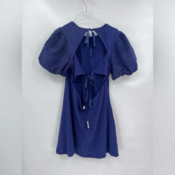 Free People Apricot‎ Rose Puff Sleeve Eyelet Dress Living Indigo Size large NWT - Image 4