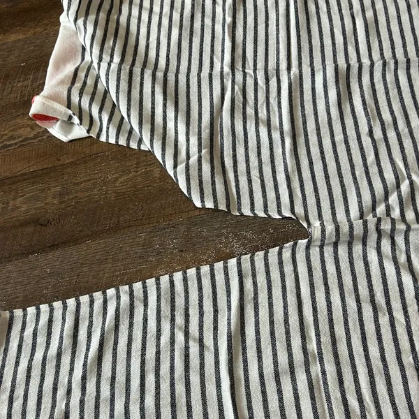 Mersea Thinny Traveler Travel Wrap White Navy Red Striped Poncho TTRV-WHITE NWT - Image 6