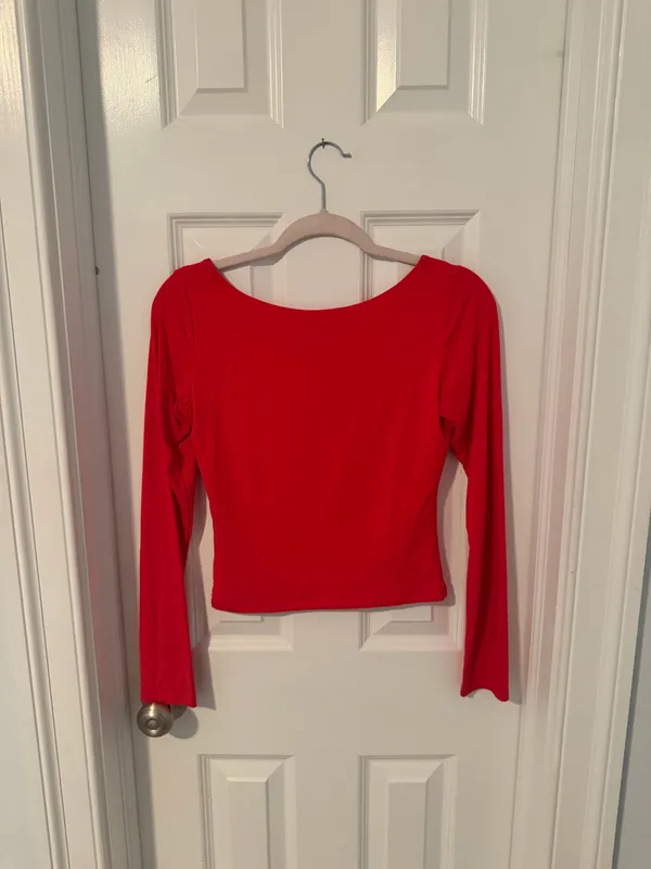 Amazon Long sleeve square neck - Image 2