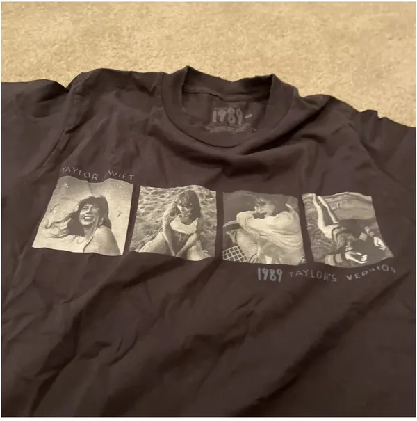 Taylor Swift 1989 OFFICIAL MERCH TSHIRT Poloroid - Image 5
