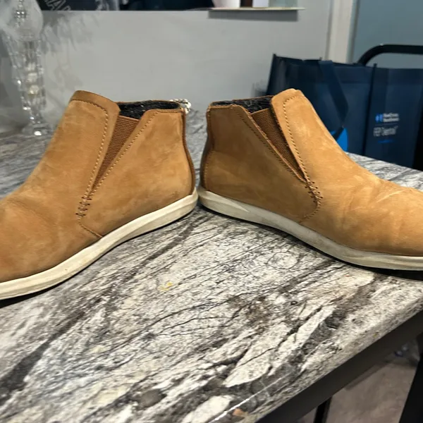 OluKai Women's Tan Suede Ankle Booties - Image 10