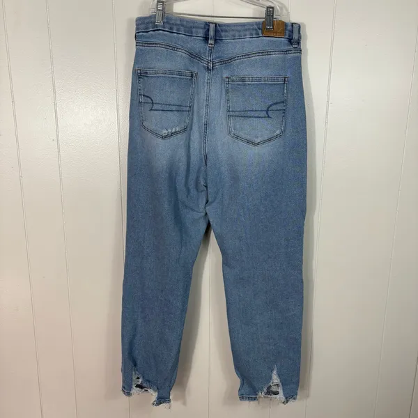 American Eagle Distressed Light Wash Curvy Mom Jeans 12 Reg Stretch High Rise - Image 7