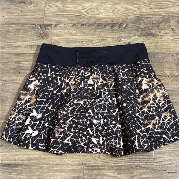 Lululemon Pace Rival Skirt Sugar Crush Multi Black Size 6 Regular - Image 5