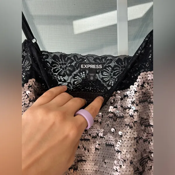 Express black lace gold sequin cropped cami top - Image 3