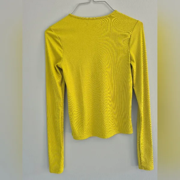 Urban Outfitters Keyhole trendy y2k going out rave festival Ribbed Top Small - Image 5